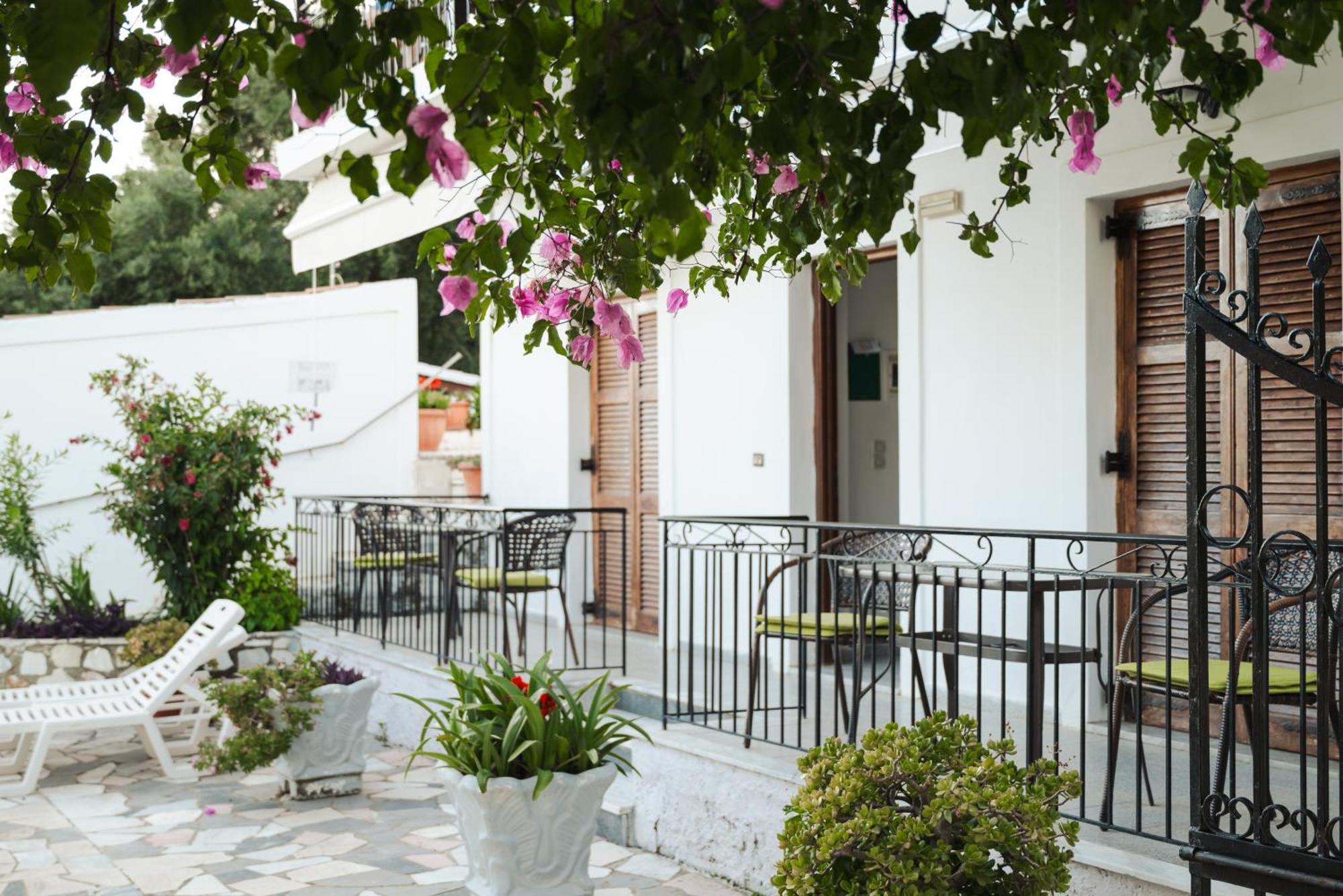 Ulisse Apartments パレオカストリッツア エクステリア 写真